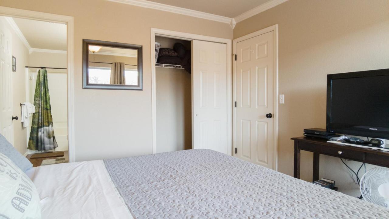 2Br Walk-In - Central Location - Free Tickets Included - Fc41-17 Branson Exterior foto